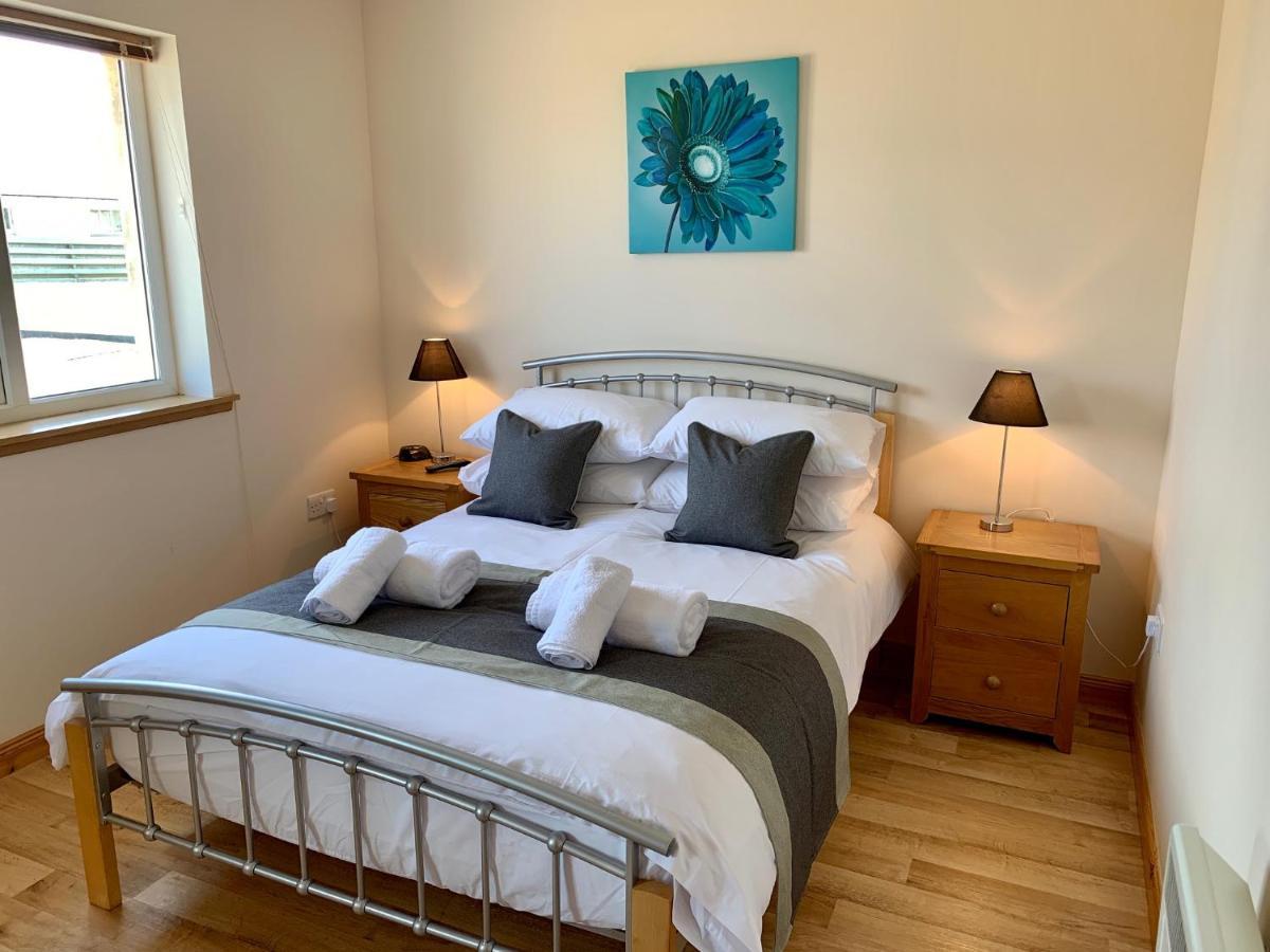 Eastbrae Cottages & Lodges ストロムネス エクステリア 写真