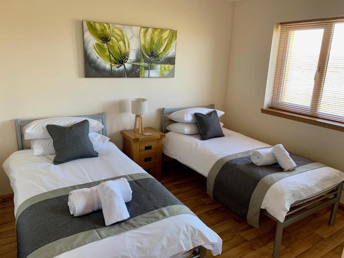 Eastbrae Cottages & Lodges ストロムネス エクステリア 写真